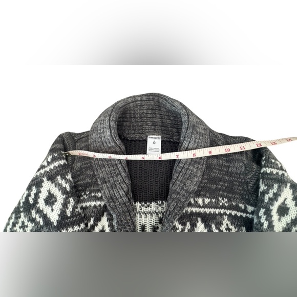 Carter Sweater Cardigan size  6  Gray‎ 
1Winter Spring - Picture 5 of 5